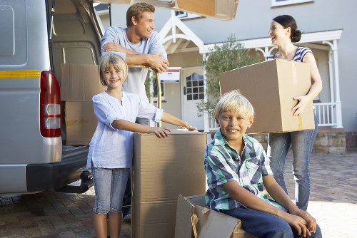Low-carbon van used for sustainable storage operations